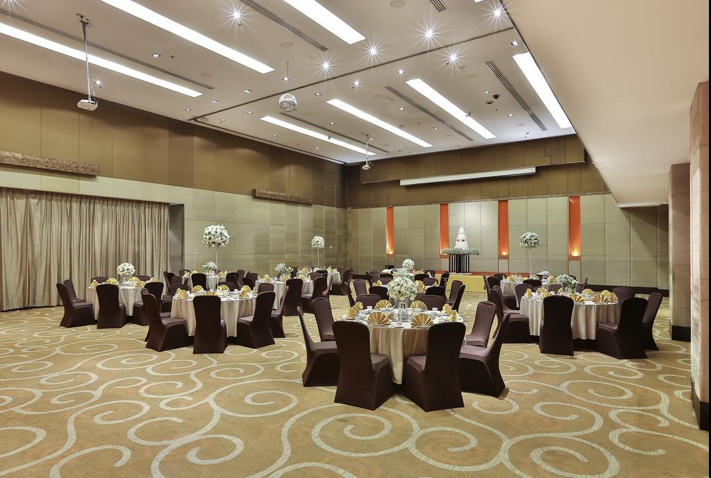 Eastin Hotel Makkasan, Bangkok - Sha Extra Plus Екстер'єр фото